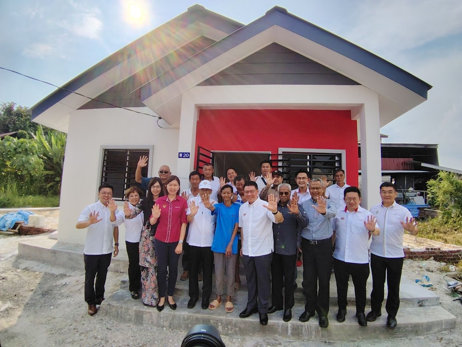 PROGRAM SENTUHAN KASIH 3.0 KEMENTERIAN PERUMAHAN & KERAJAAN TEMPATAN (KPKT)  TARIKH : 10 APRIL 2025